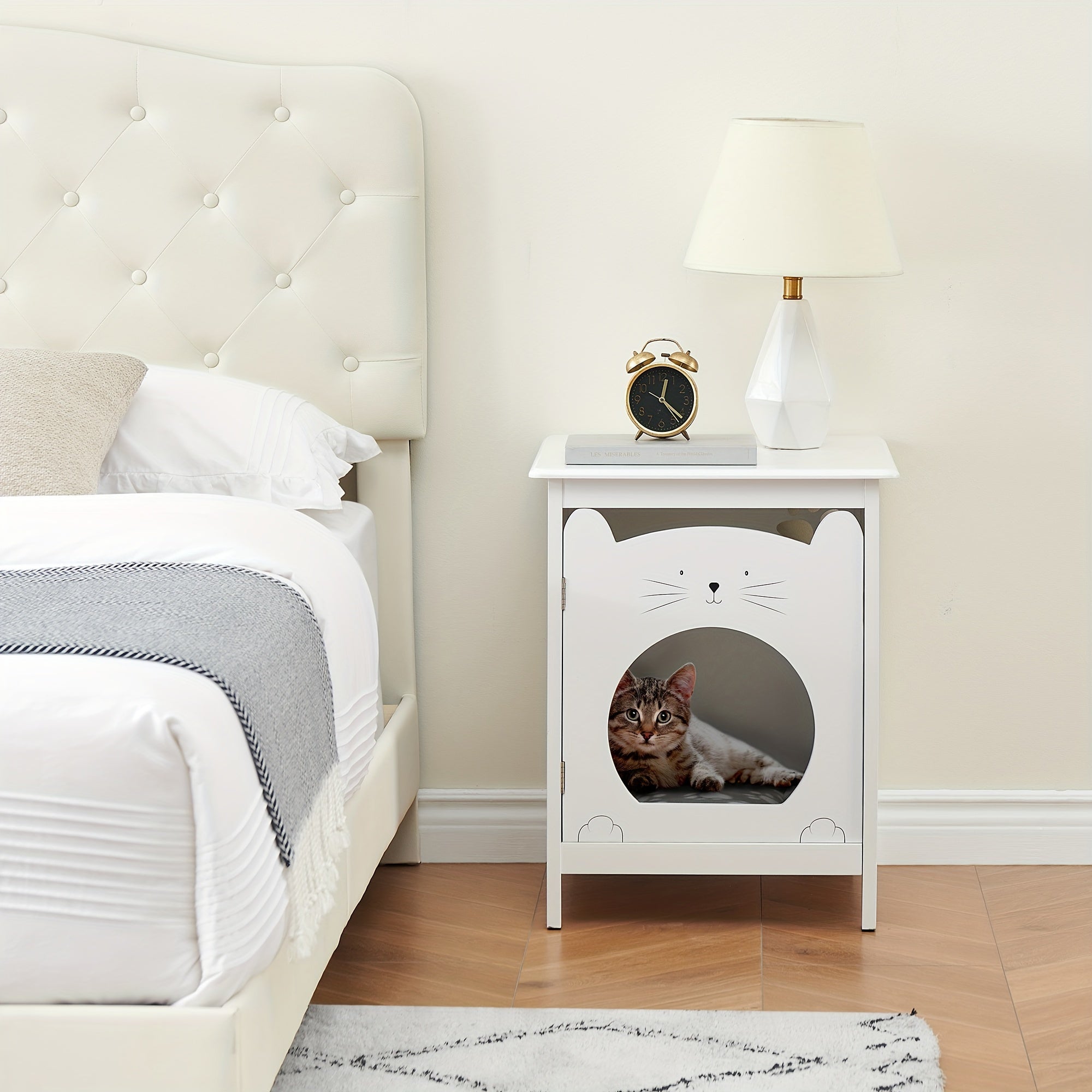 Katzenhausmöbel mit Tür und weicher Matte